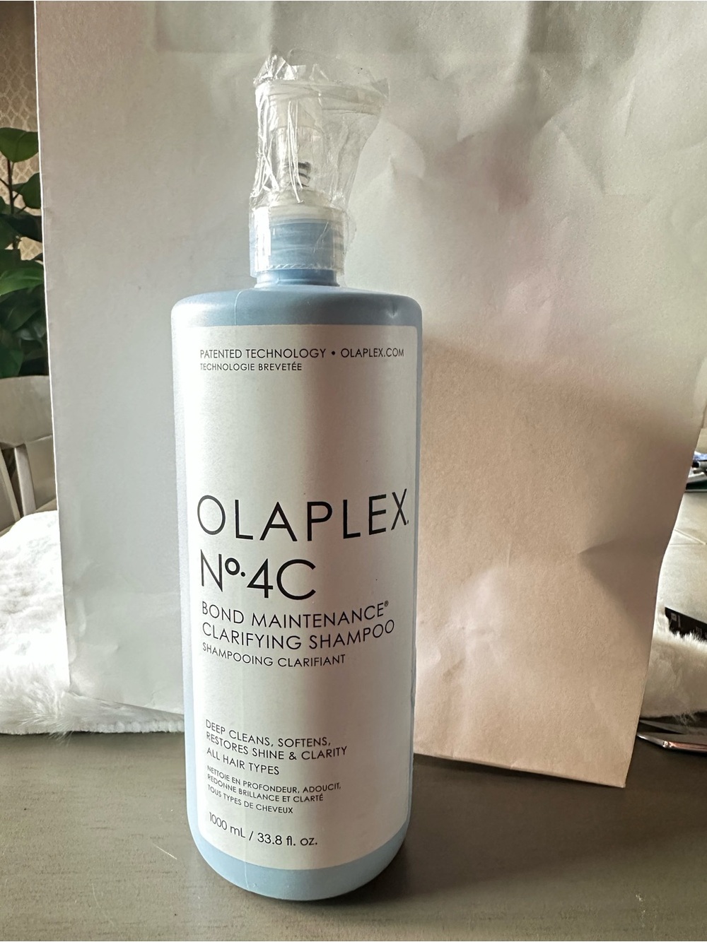 OLAPLEX No.4C Clarifying Shampoo — 33.8oz Bottle